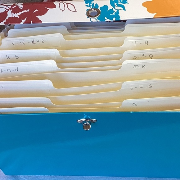 FINAL SALE PRICE 2 Handy Household Record Files - Picture 4 of 11